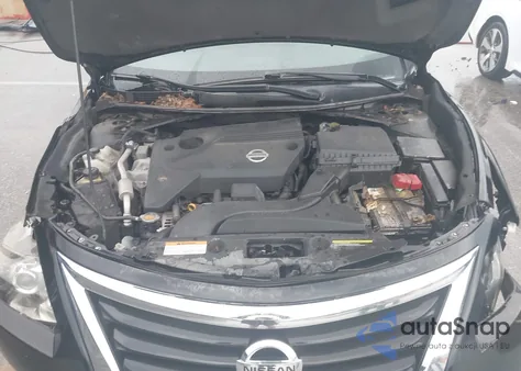 2015 Nissan Altima 2.5 S из США, поврежденный, VIN 1N4AL3AP4FC196949